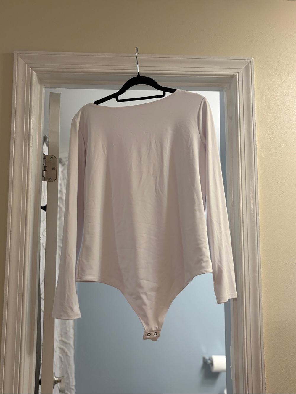 Women's Long Sleeve Boatneck Bodysuit in White - never worn
